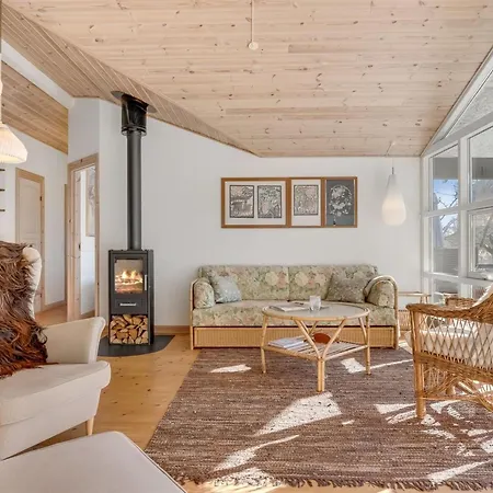 Svenne - 600m From The Sea By Interhome Ferienhaus Stege