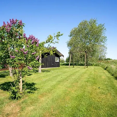 Svenne - 600m From The Sea By Interhome